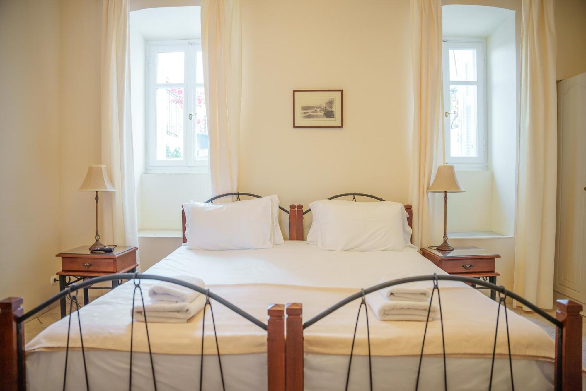 Archontiko Eleni Hotel Ándros Quarto foto